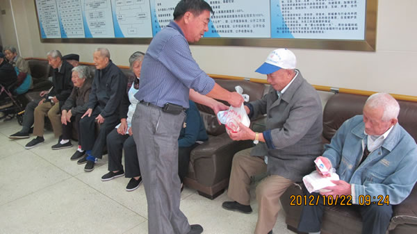 �Ϻ������y�T�S�����F�����޹�˾�h֧���ɆT�ҵ���ͬ־���Aͤ����Ժ�����˂��l�Ź��նYƷ