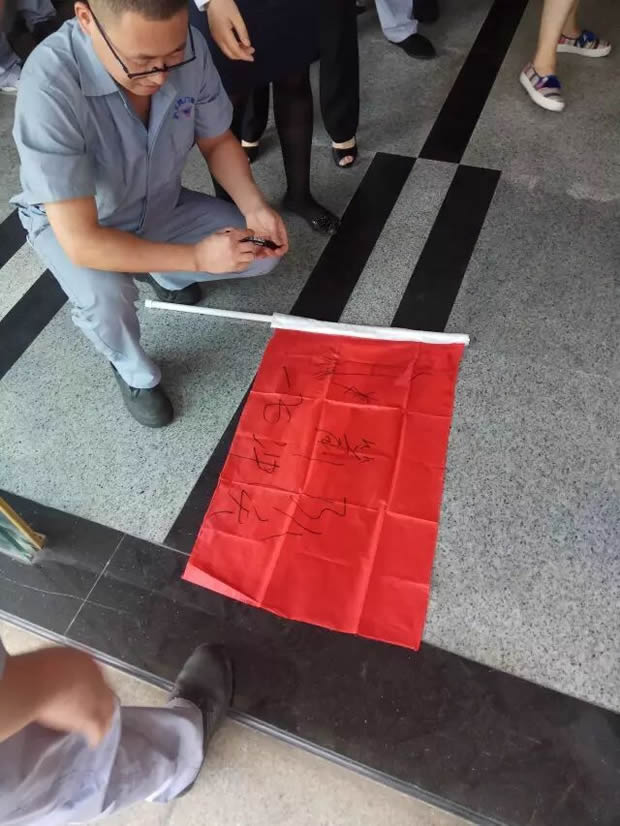 �Ϻ������y�T�S���ľ������P(y��ng)�ഺ���|(zh��)��չ���(d��ng)���D1��