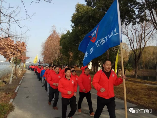 �Ϻ������y�T�S2018��Ԫ���f���ܻ��(d��ng)